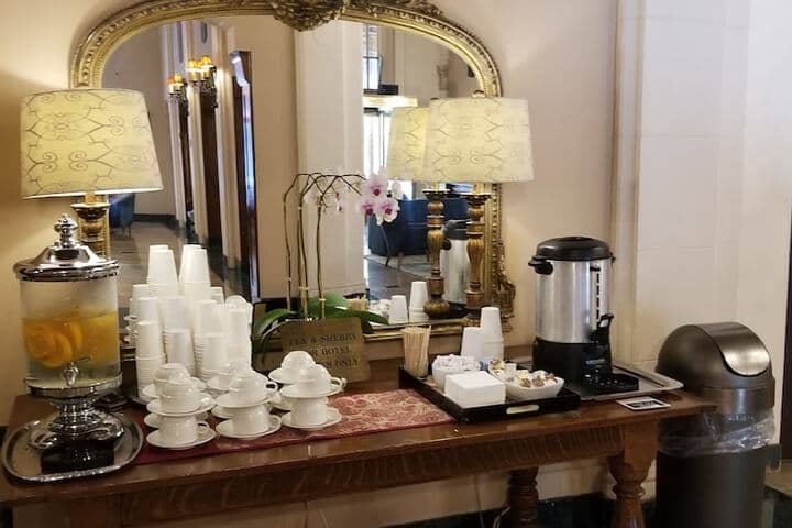 Breakfast/Coffee Service 8 of 20